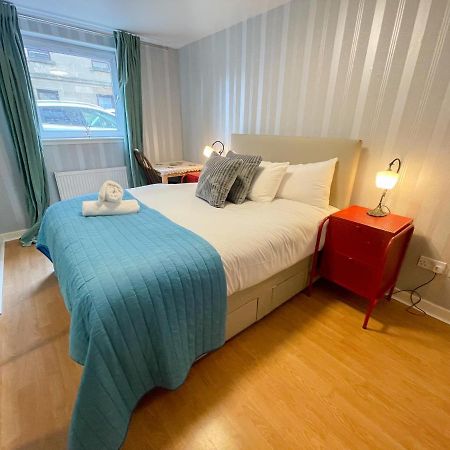 Kelvingrove 2 Bedroom Apartment - Private Parking Glasgow Zewnętrze zdjęcie