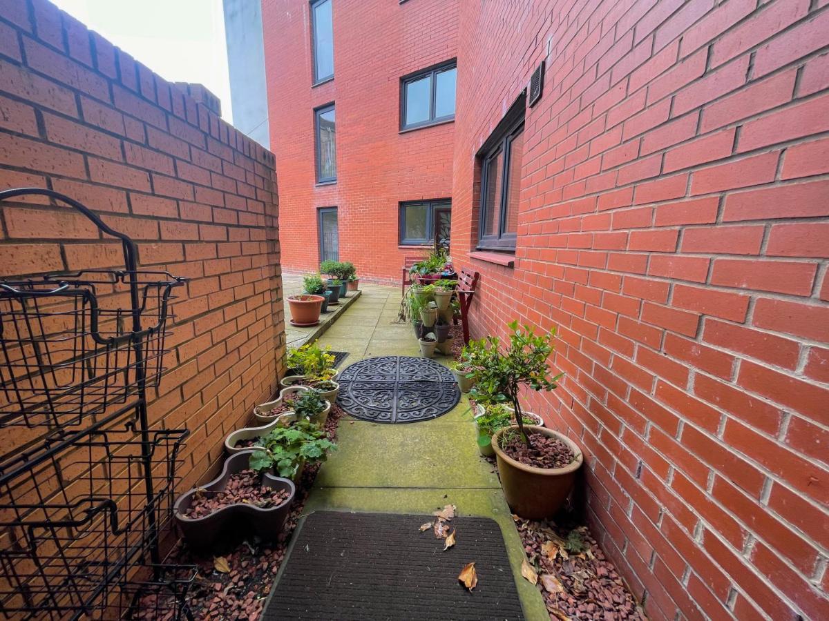 Kelvingrove 2 Bedroom Apartment - Private Parking Glasgow Zewnętrze zdjęcie