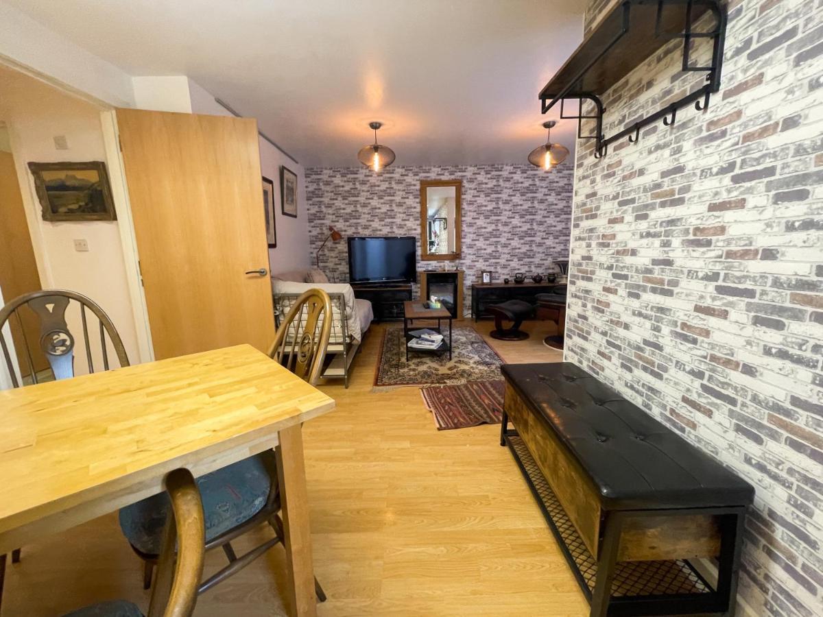 Kelvingrove 2 Bedroom Apartment - Private Parking Glasgow Zewnętrze zdjęcie