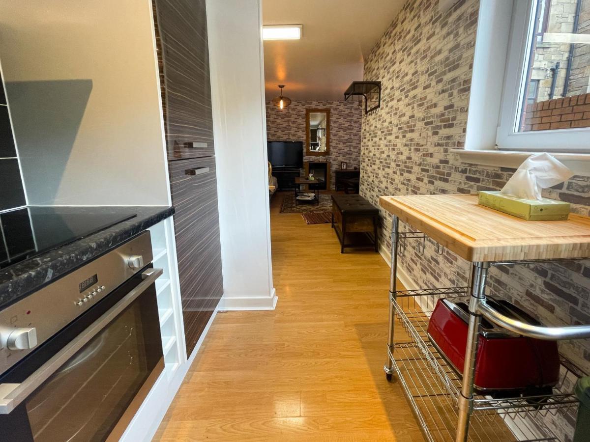 Kelvingrove 2 Bedroom Apartment - Private Parking Glasgow Zewnętrze zdjęcie